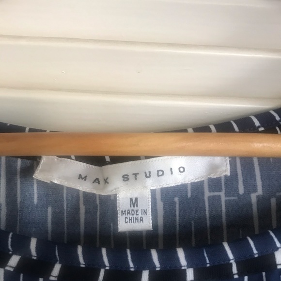 Max Studio Dress Medium - Picture 2 of 4